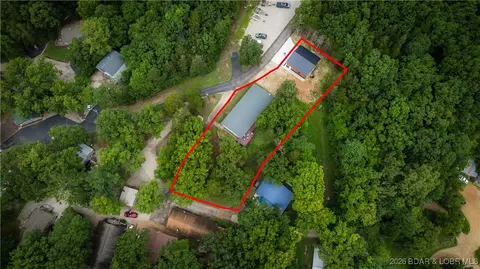 210 Irish Hills Dr, Camdenton, MO 65020