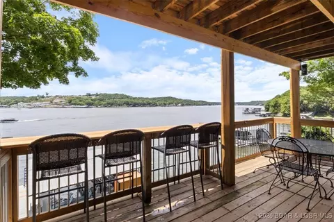 27420 Cross Lane Cir, Barnett, MO 65011