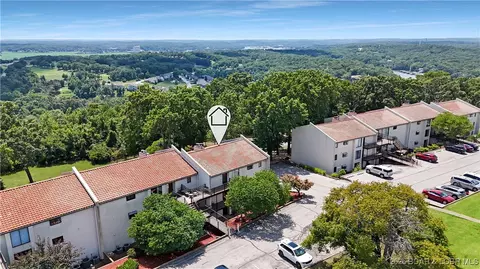 24 E Casa Del Rio Dr #693, Lake Ozark, MO 65049