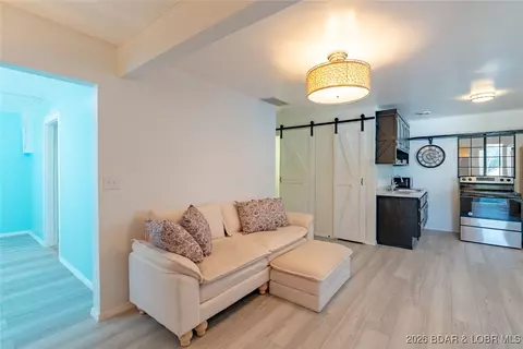 Entry Way - 53 H And A Ln, Roach, MO 65787 photo 1 of 6