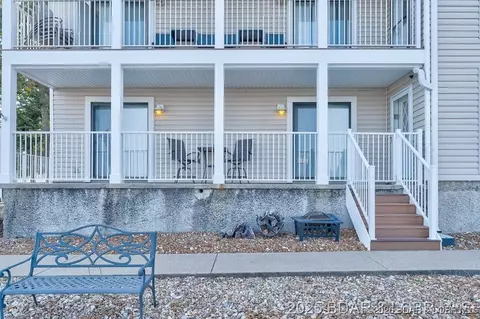 821 Winn Rd #10 D, Osage Beach, MO 65065