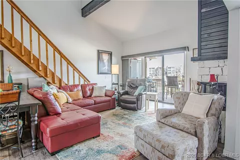 74 Wrenwood Cir #3B, Lake Ozark, MO 65049