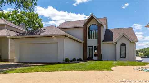 2268 Breezy Acres Rd, Osage Beach, MO 65065