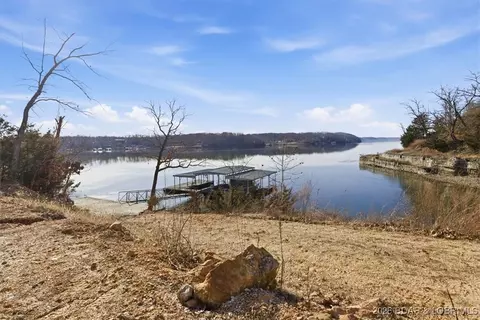 31501 Broken Circle Rd, Stover, MO 65078 photo 2