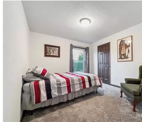 Bedroom - 73 Oldham Dr, Roach, MO 65787 photo 3 of 4