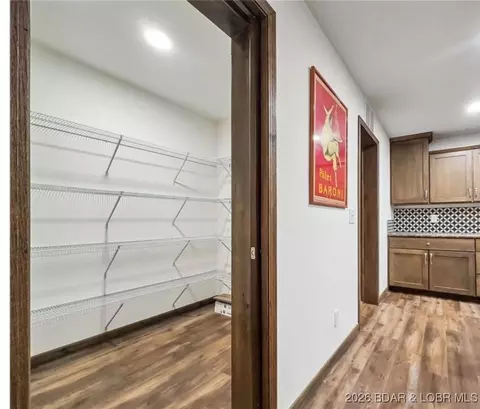 Entry Way - 73 Oldham Dr, Roach, MO 65787 photo 5 of 5