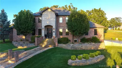 5745 Tree Leaf Ct, Osage Beach, MO 65065