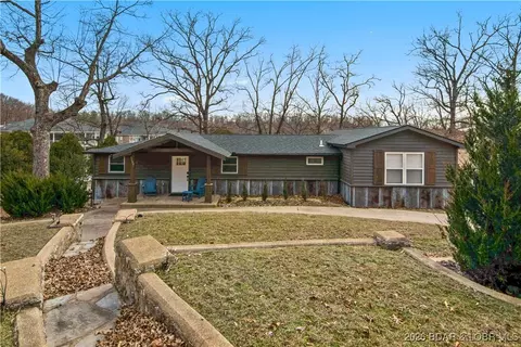 1153 Outer Dr, Lake Ozark, MO 65049