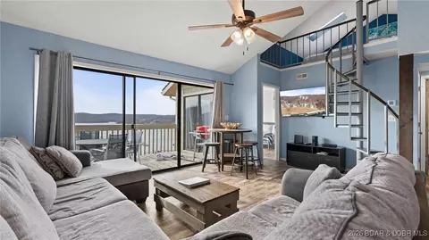 2500 Bay Point Village Dr #643, Osage Beach, MO 65065