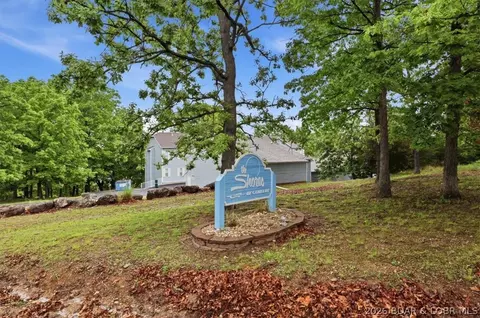928 Buckingham Dr #3, Camdenton, MO 65020
