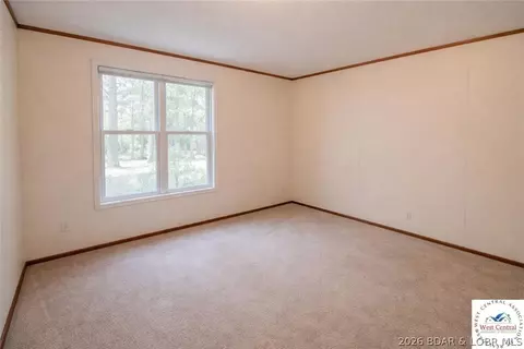 Bedroom - 34801 Drennon Chapel Rd, Edwards, MO 65326 photo 4 of 4