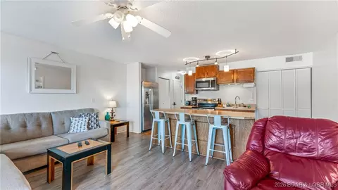 45 Southwood Shores Pl #2B, Lake Ozark, MO 65049