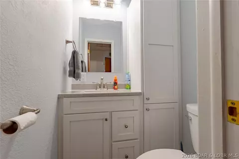 Bath - 25 View Dr, Camdenton, MO 65020 photo 1 of 6