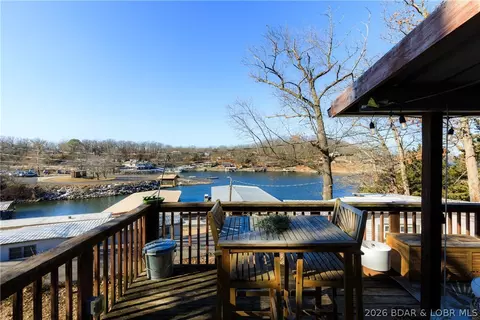 78 Betlo Park Ln, Sunrise Beach, MO 65079