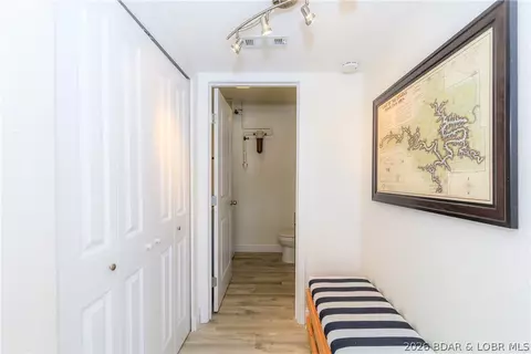 Entry Way - 11 Claw Dr, Camdenton, MO 65020 photo 4 of 5