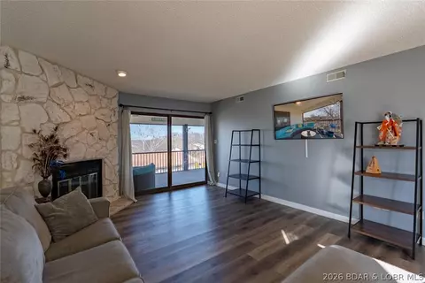 45 W Casa Seville Dr #2A, Lake Ozark, MO 65049