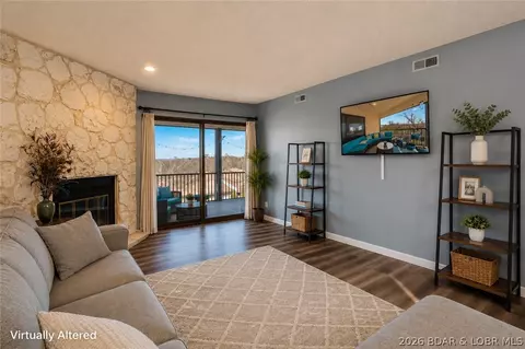 45 W Casa Seville Dr #2A, Lake Ozark, MO 65049