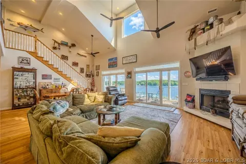 5450 Christopher Ln #242, Osage Beach, MO 65065