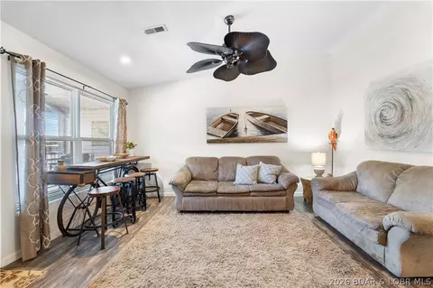 40 Lighthouse Rd #2-301, Lake Ozark, MO 65049