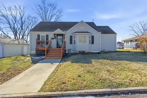 110 Autry St, Eldon, MO 65026 photo 1