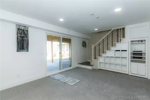 Living - 39 Rustic Pl, Camdenton, MO 65020 photo 6 of 7