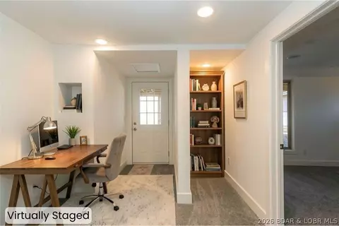 Entry Way - 39 Rustic Pl, Camdenton, MO 65020 photo 7 of 8