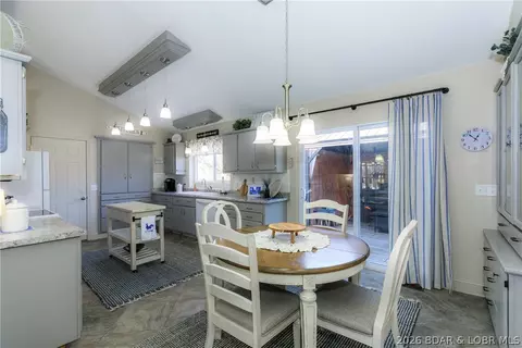 Kitchen - 39 Rustic Pl, Camdenton, MO 65020 photo 1 of 6