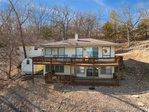 772 Shawnee View Dr, Sunrise Beach, MO 65079