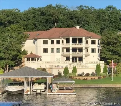 383 Forestridge Ln, Sunrise Beach, MO 65079