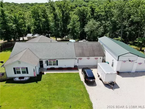 366 Highlands Dr, Camdenton, MO 65020