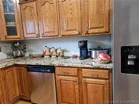 Kitchen - 162 Silent Springs Ln, Roach, MO 65787 photo 3 of 4