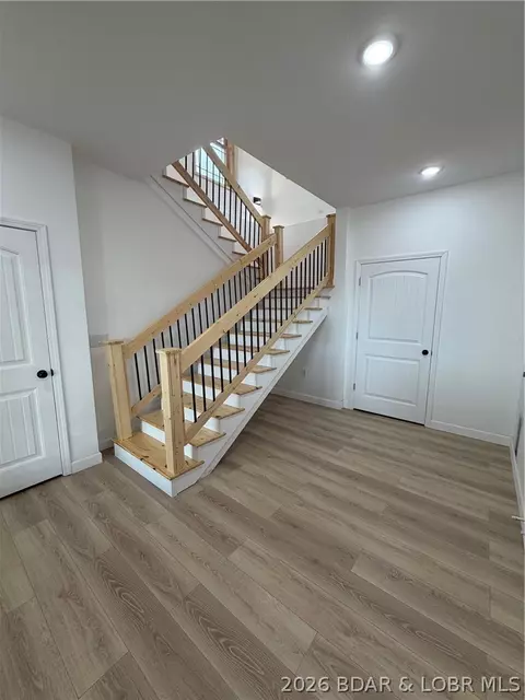 Entry Way - 1378 Full Gallop Ln, Roach, MO 65787 photo 10 of 11