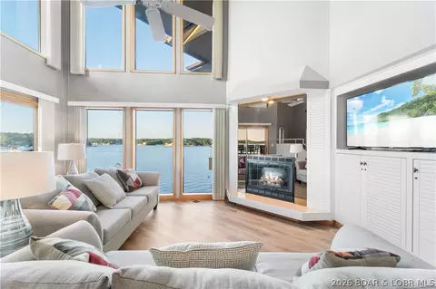 701 Cedar Rd #3A, Lake Ozark, MO 65049