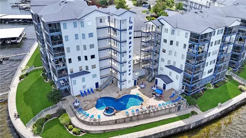 151 Upper Monarch Cove Dr #3E, Lake Ozark, MO 65049