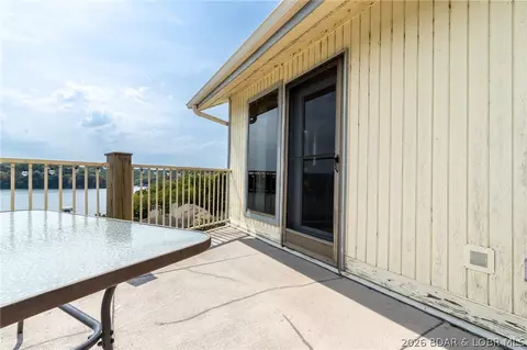 210 Bluff Blvd #4B, Camdenton, MO 65020