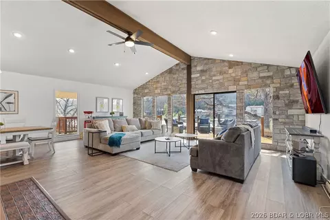 501 Camelot Dr, Camdenton, MO 65020