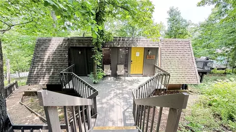 252 Walker Cay Dr, Osage Beach, MO 65065