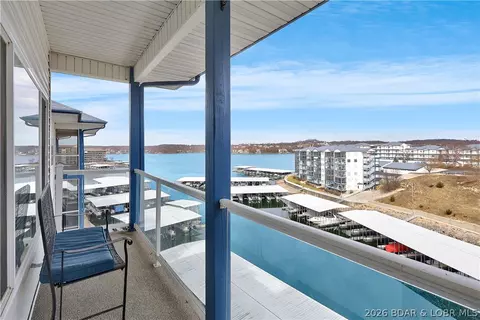 151 Upper Monarch Cove Dr #6F, Lake Ozark, MO 65049