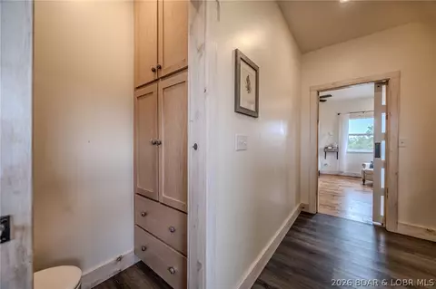 Entry Way - 367 Hwy Mm, Eldon, MO 65026 photo 2 of 4