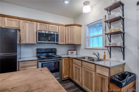 Kitchen - 367 Hwy Mm, Eldon, MO 65026 photo 6 of 6