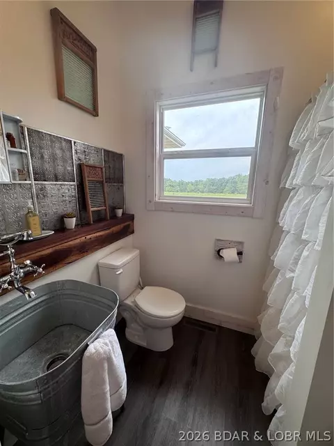 Bath - 367 Hwy Mm, Eldon, MO 65026 photo 1 of 7