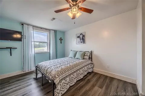 Bedroom - 367 Hwy Mm, Eldon, MO 65026 photo 4 of 6