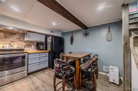 Kitchen - 54 Stealth Cove Dr, Roach, MO 65787 photo 2 of 3