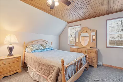 Bedroom - 31048 Broken Circle Rd, Stover, MO 65078 photo 6 of 7