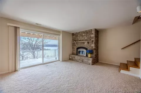 Living - 41 Island View Rd, Eldon, MO 65026 photo 4 of 6