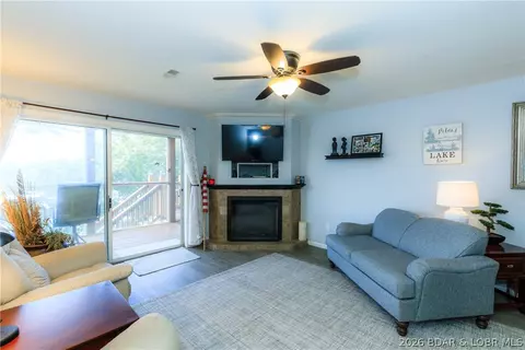 Living - 601 Park Place Dr #1A, Kaiser, MO 65047 photo 4 of 4