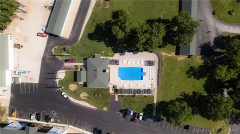Exterior - 601 Park Place Dr #1A, Kaiser, MO 65047 photo 18 of 20