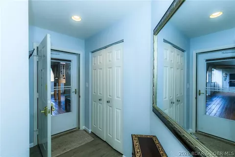 Entry Way - 601 Park Place Dr #1A, Kaiser, MO 65047 photo 1 of 2