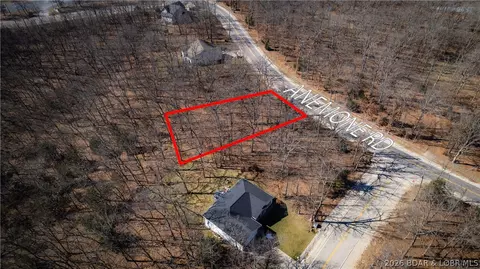 1253 Cornett Cv, Four Seasons, MO 65049