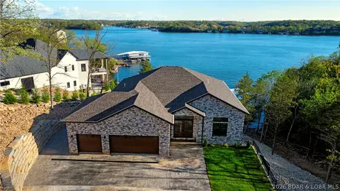 29 Forest Trce, Sunrise Beach, MO 65079
